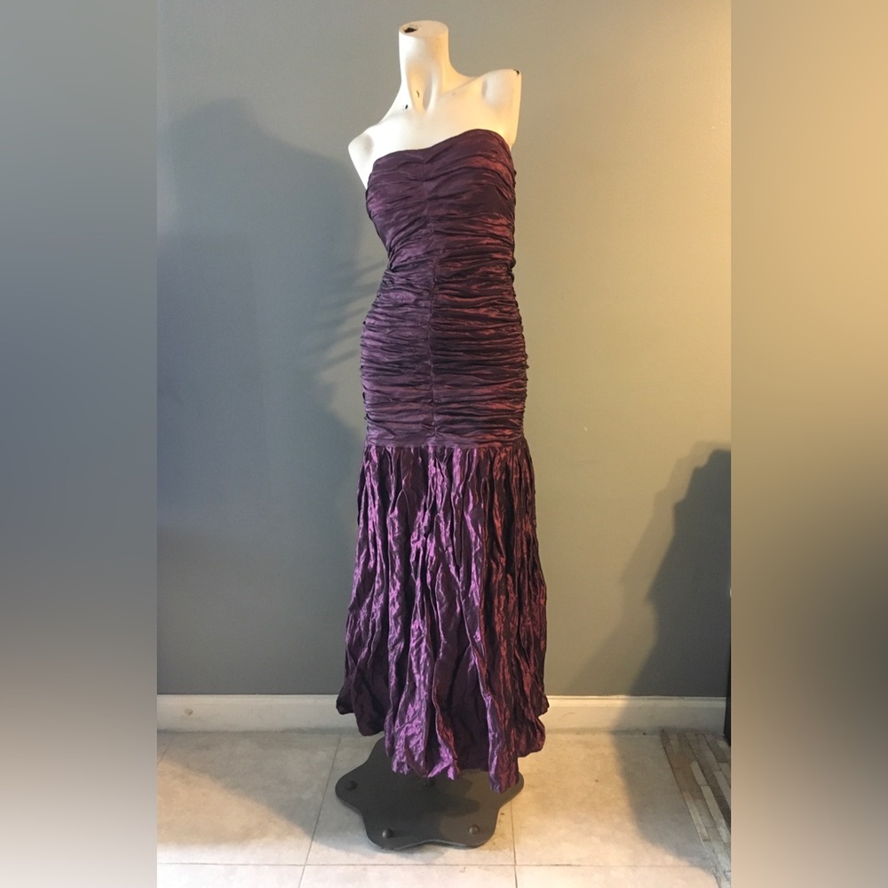 New BCBGMaxAzria Strapless Ruched Dress in Deep Purple Crinkled Mermaid style.